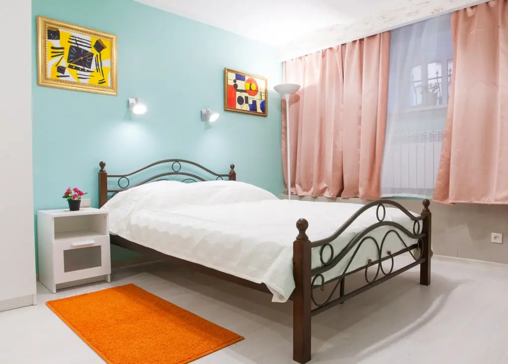 Санкт-Петербург: Апартаменты LeoHotels на Кирилловской