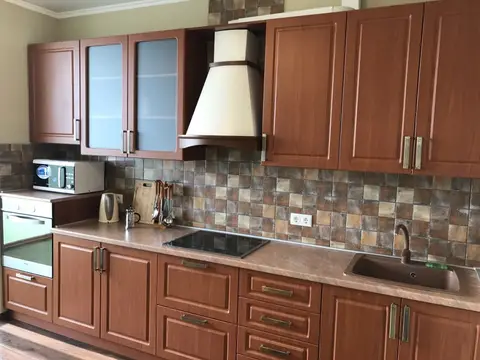 Квартира комфортная в новом доме с парковкой на Комсомольской 148 — фото 1