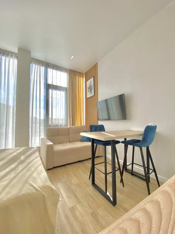 Сириус: Sunset Apartment