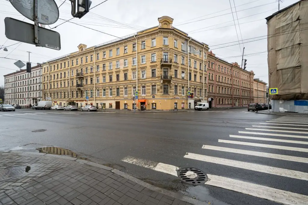Квартира New Horizon Есения классический интерьер в духе Петербурга у Садовой — фото 1