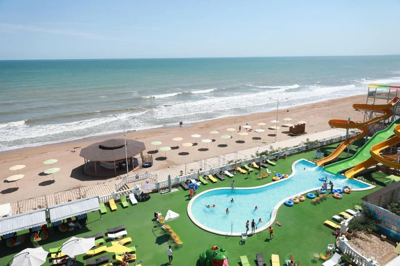 Дербент: Golden Beach