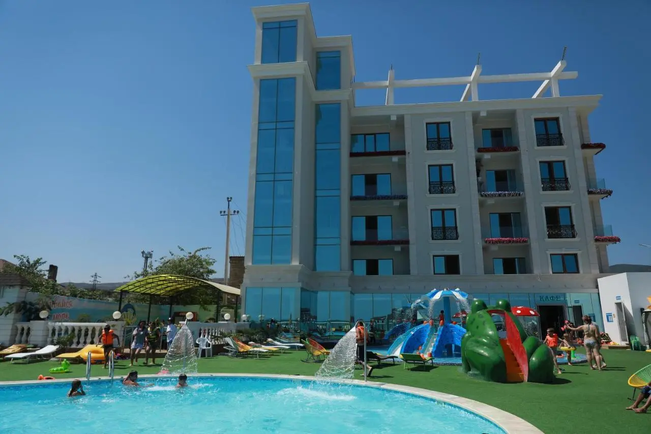 Дербент: Golden Beach