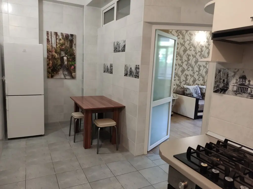 Сочи: Квартира на улице Загородная 20