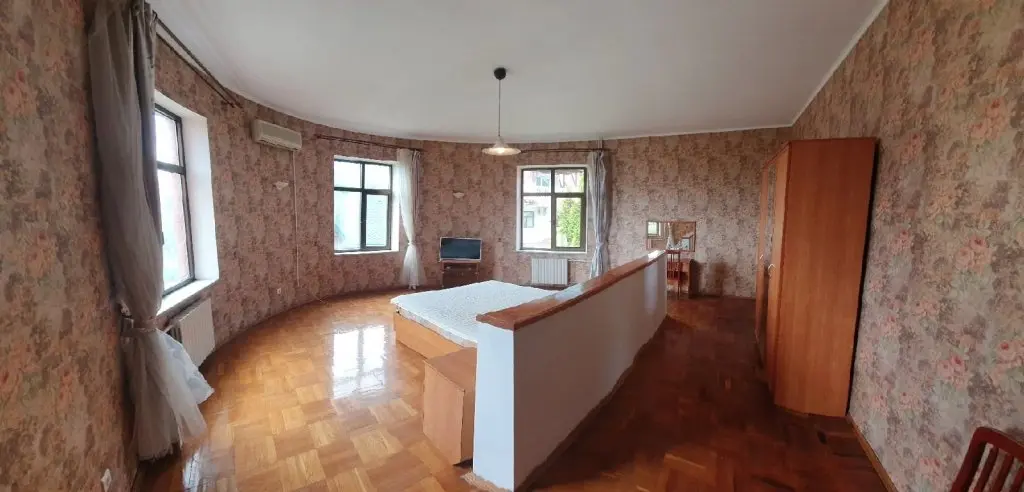 Сочи: Пенаты