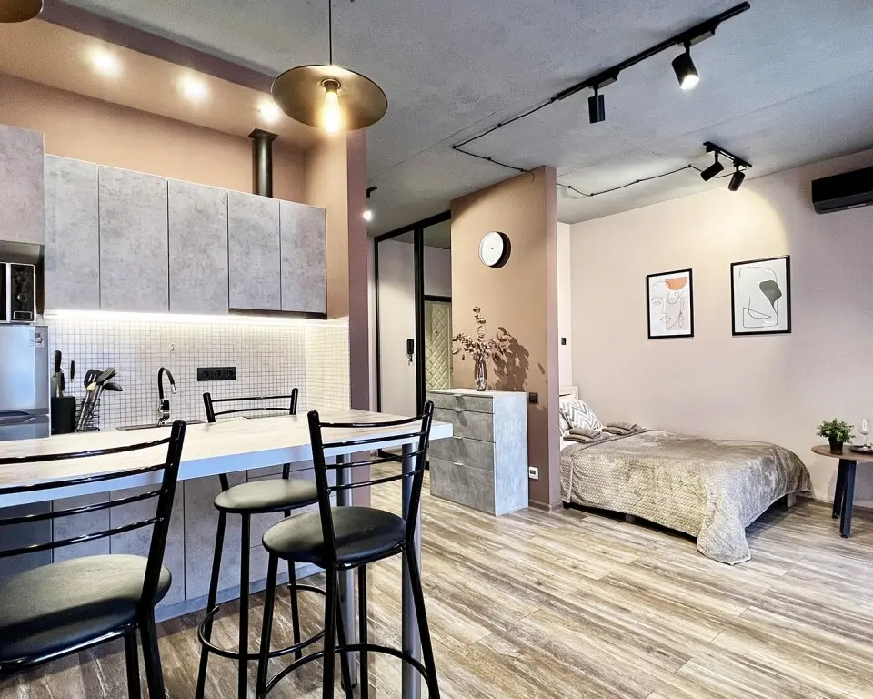 Сочи: Апартаменты Loft Studio в ЖК Царицыно