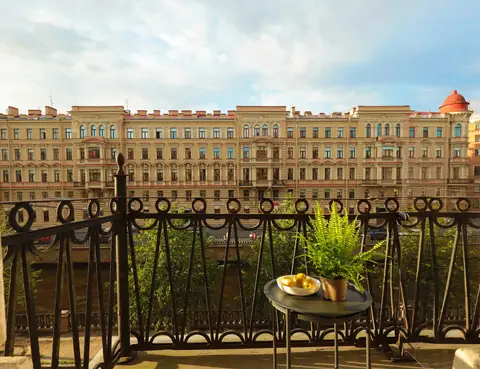 Апартаменты Bird Nest 80 кв.м с Балконом и Видом на Набережную Канала Грибоедова — фото 1