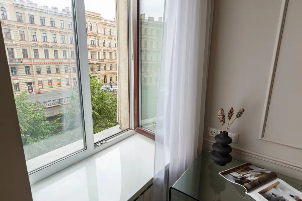 Санкт-Петербург: Апартаменты Bird Nest 80 кв.м с Балконом и Видом на Набережную Канала Грибоедова