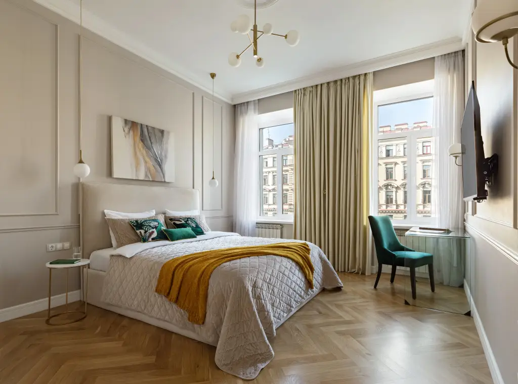 Санкт-Петербург: Апартаменты Bird Nest 80 кв.м с Балконом и Видом на Набережную Канала Грибоедова