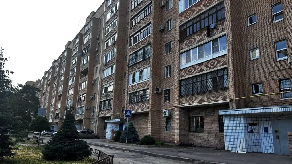 Волгодонск: Квартира Просторная с Балконом на Строителей 2