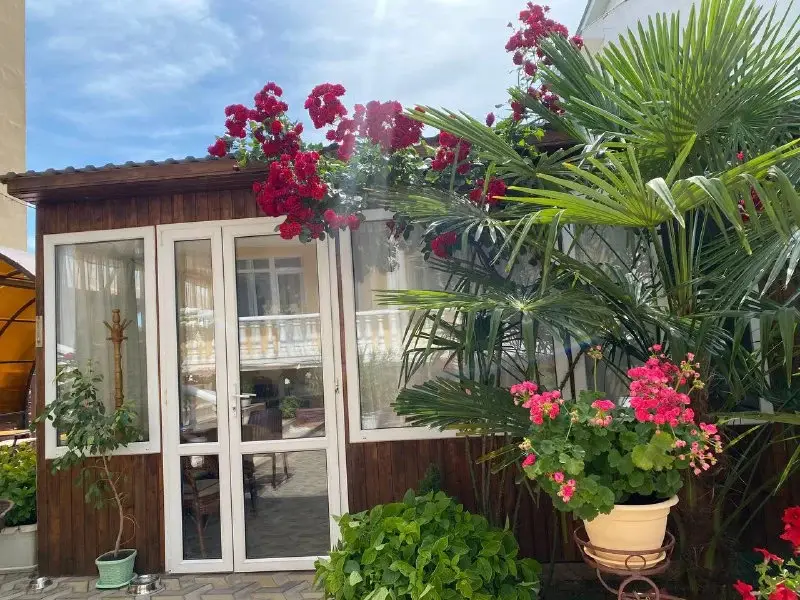 Витязево: Guest House Anna