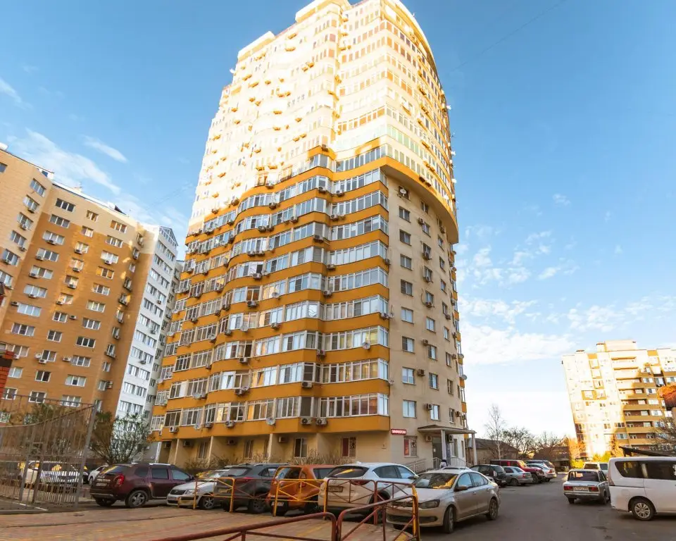 B-Flats (Би-Флэтс) на улице Промышленная — фото 1