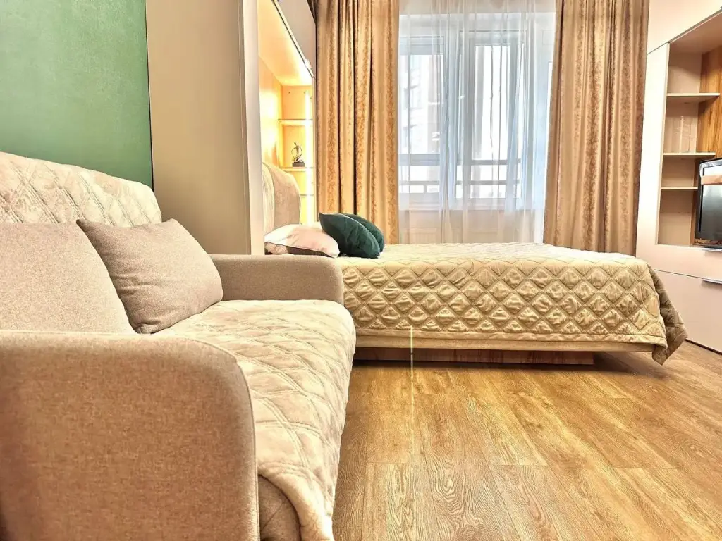 Санкт-Петербург: Апартаменты EasyGuest на Проспекте Большевиков 7