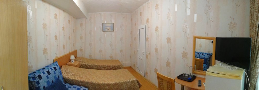 Анапа: Гостевой Дом Галина
