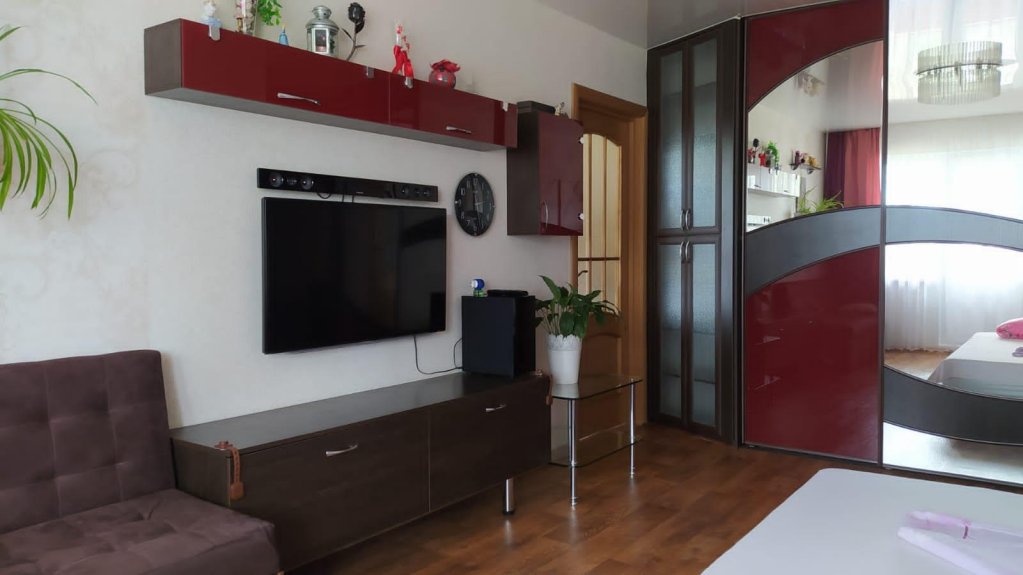 Сыктывкар: Семпл на улице Коммунистическая