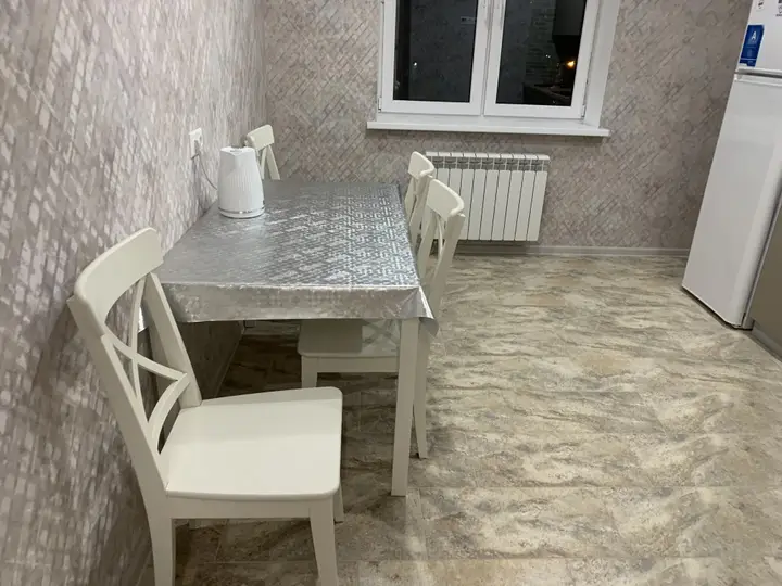 Тверь: Pervitinskaya 41 20 Apartments