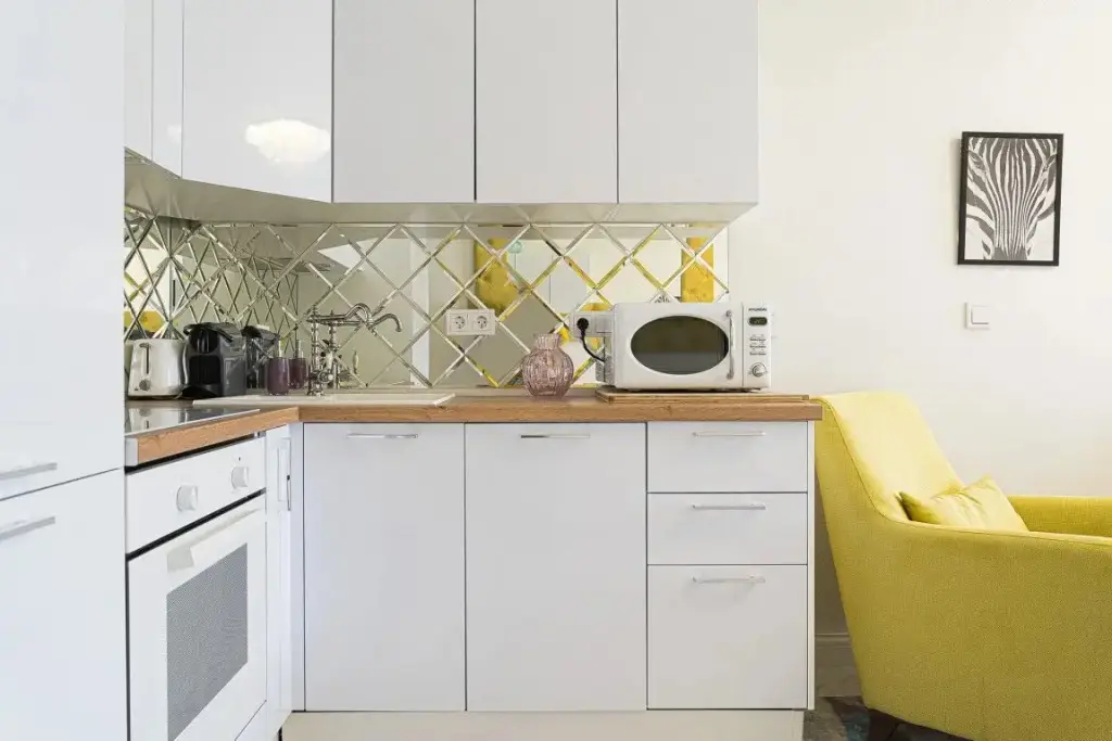 Сочи: Stilnaya Studiya V Tsentre Sochi Apartments