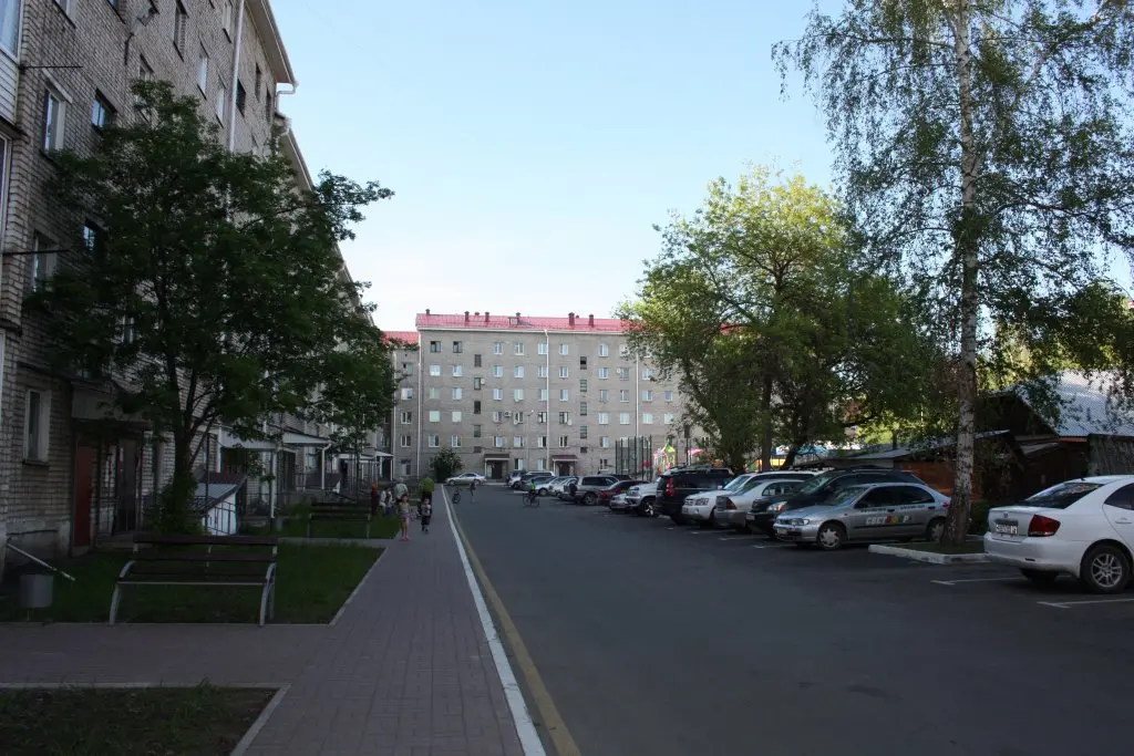 Горно-Алтайск: Апартаменты Коммунистический проспект 24а
