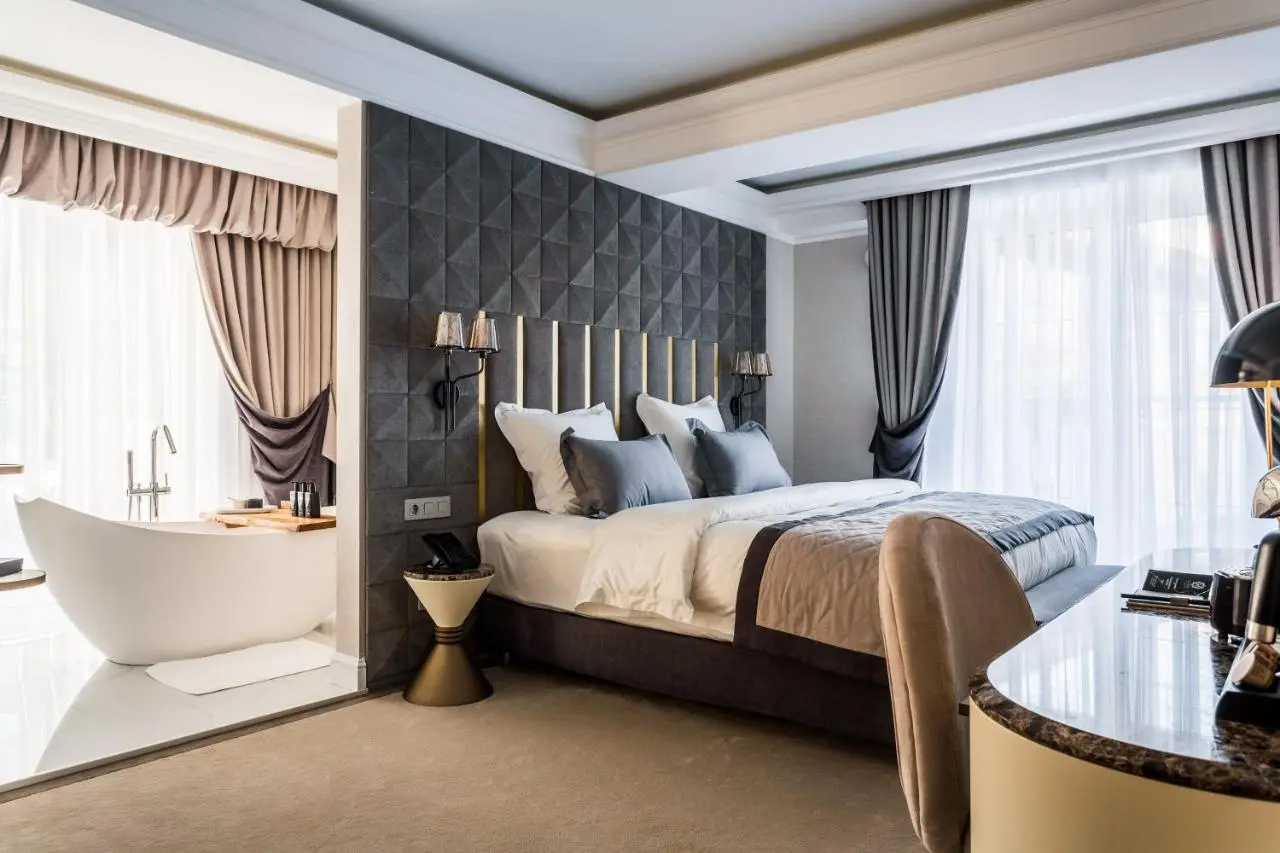 Иркутск: HISTORY Boutique Hotel & SPA
