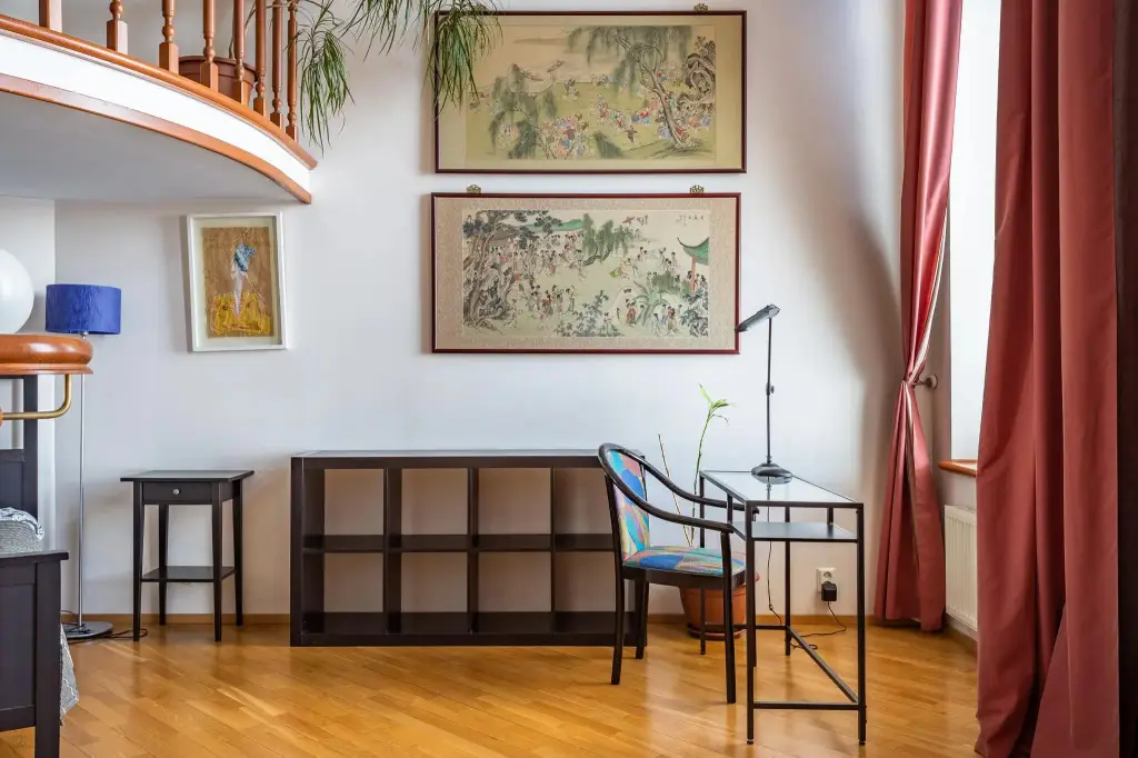 Санкт-Петербург: Art-Home (Арт-Хом) на улице Миллионная