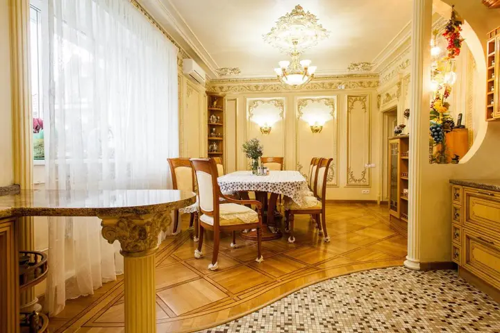 Иркутск: Izumrud