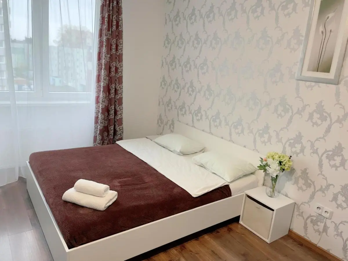 Калининград: Apartment on Dobrolyubova 44