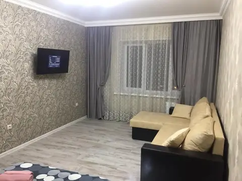 Апартаменты Однокомнатная Евро в новом районе — фото 1