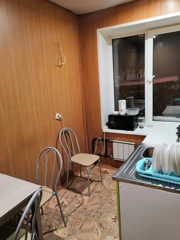 Кировск: Апартаменты Трехкомнатные на Парковой 5 (2 этаж)