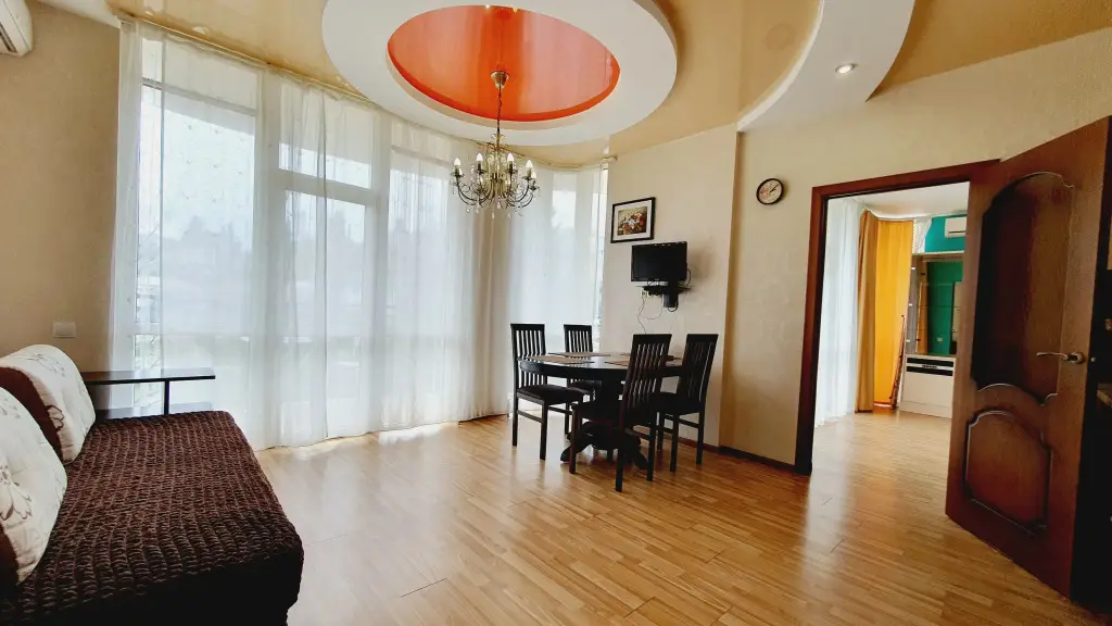 Сочи: Апартаменты 2к Квартира на Грибоедова от HomeHotelSochi