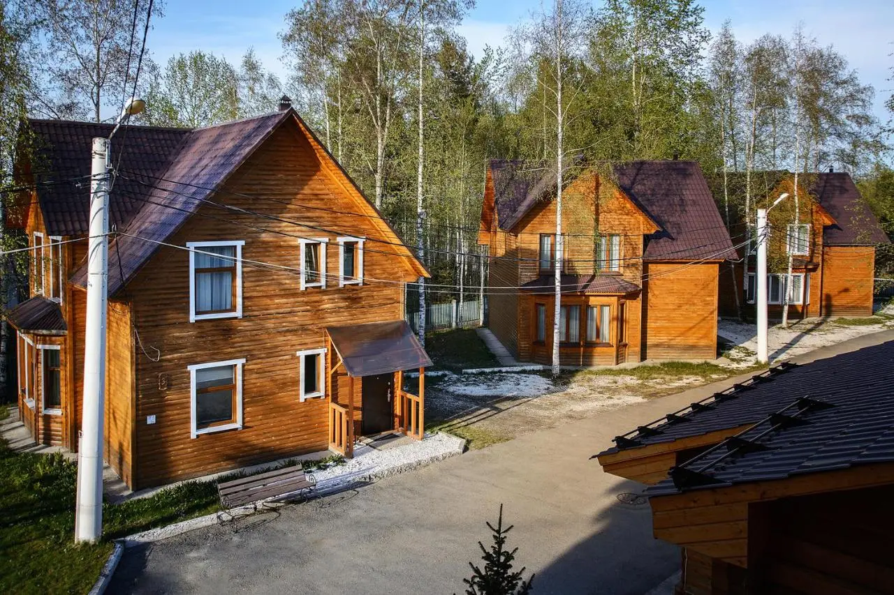 Новоснежная: Парк-отель Белый Соболь