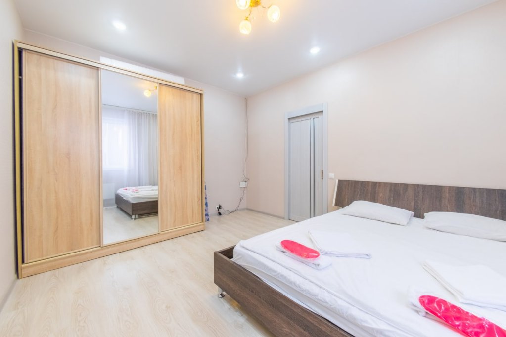 Долгопрудный: Квартира OrangeApartments24 Парковая 48