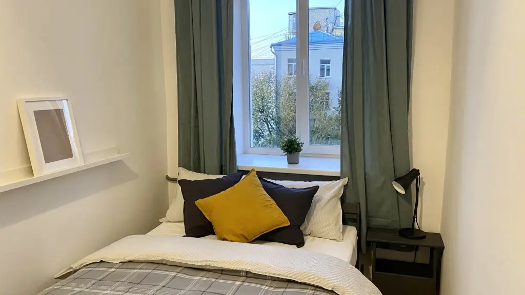 Москва: Меблированные комнаты на Каретном (1)
