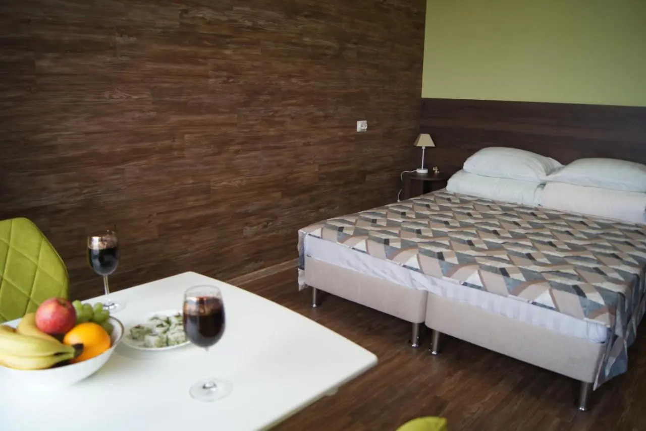 Листвянка: Larus hotel