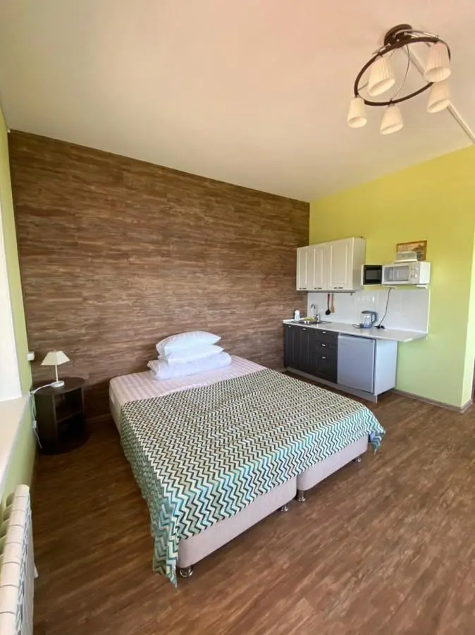 Листвянка: Larus hotel