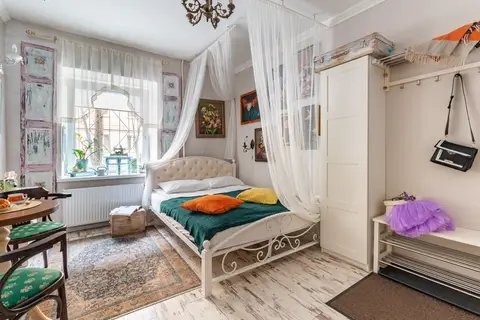 Апартаменты VivatApartSpb Уютная квартира БЕЛАЯ Королева у Исаакиевского собора — фото 1