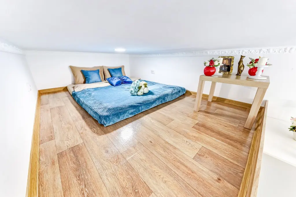 Санкт-Петербург: Travelto Liteyny 31