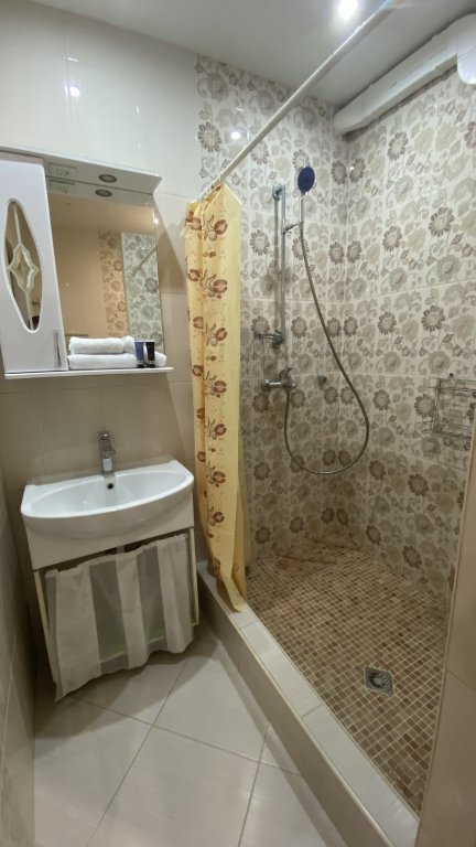 Сочи: Klubnichnaya 1E Apartments