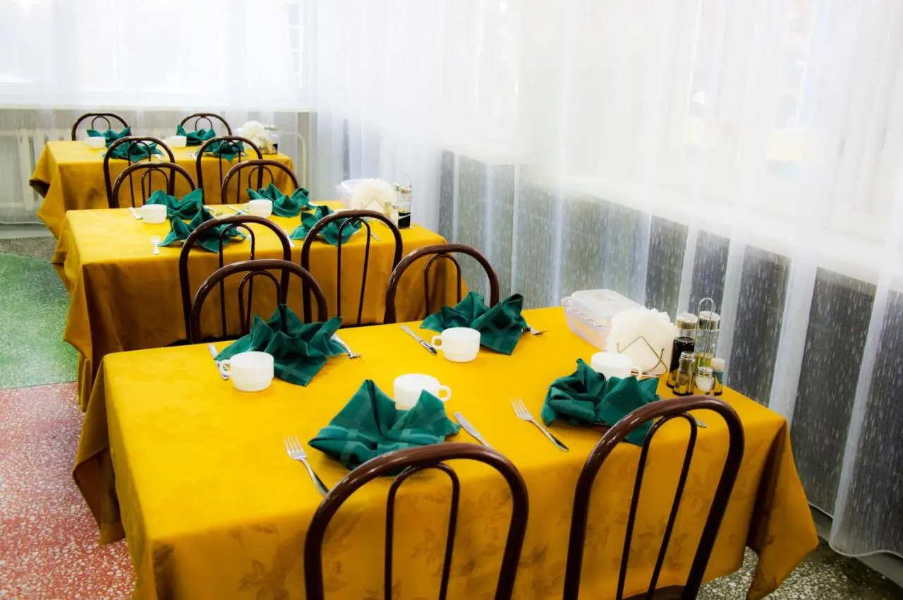 Ангарск: Zvezdny Park Hotel