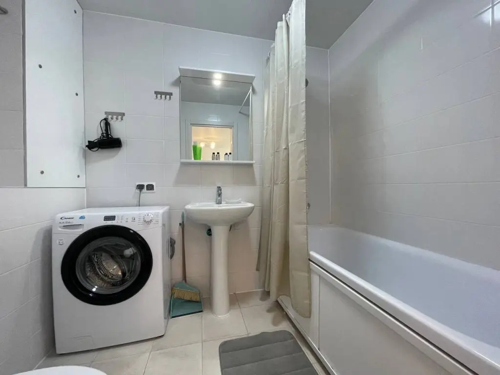 Мытищи: RoomOnDay Yubileynaya 10 Lodging house