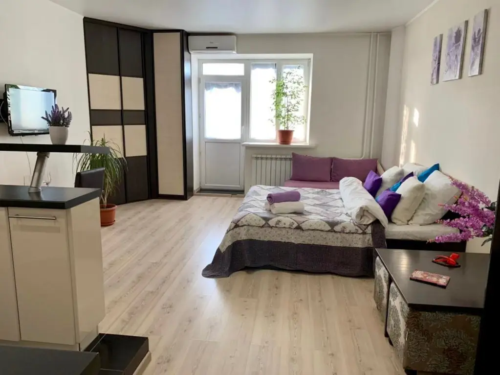 Тюмень: Апартаменты Welcome Home на 50 лет ВЛКСМ 13