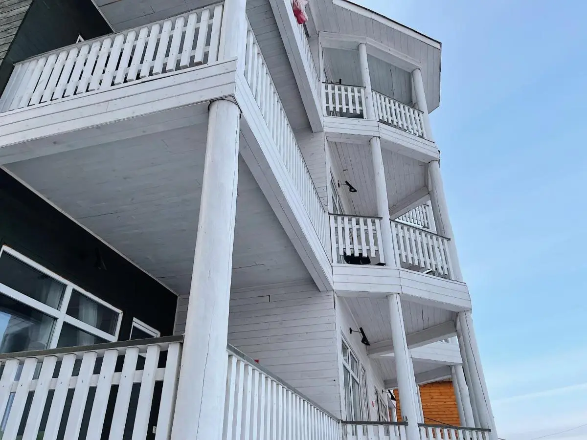 Хужир: Baikal Khan Hotel Olkhon