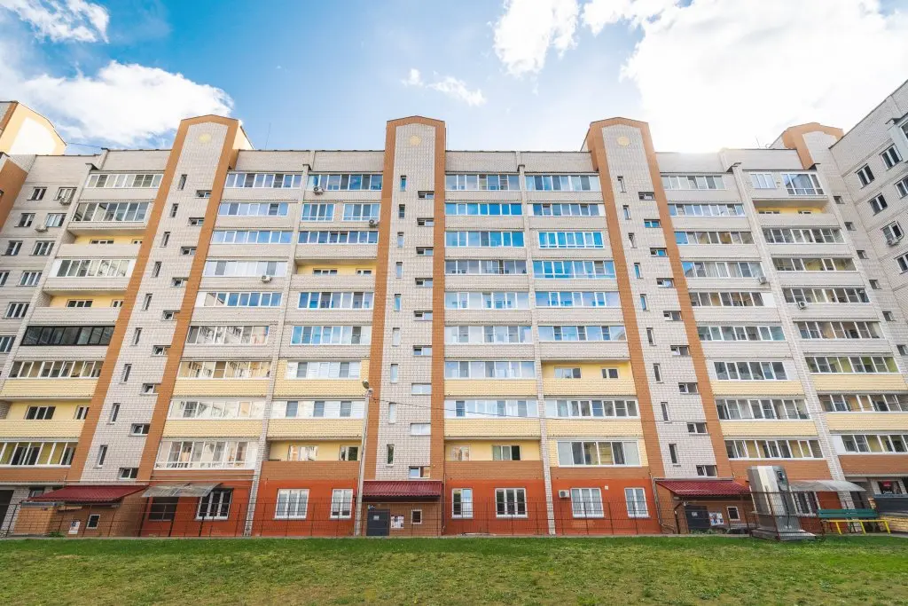 Смоленск: Апартаменты GLOBALSTAY в новом доме на Юннатов. 5 мин до Реадовского Парка