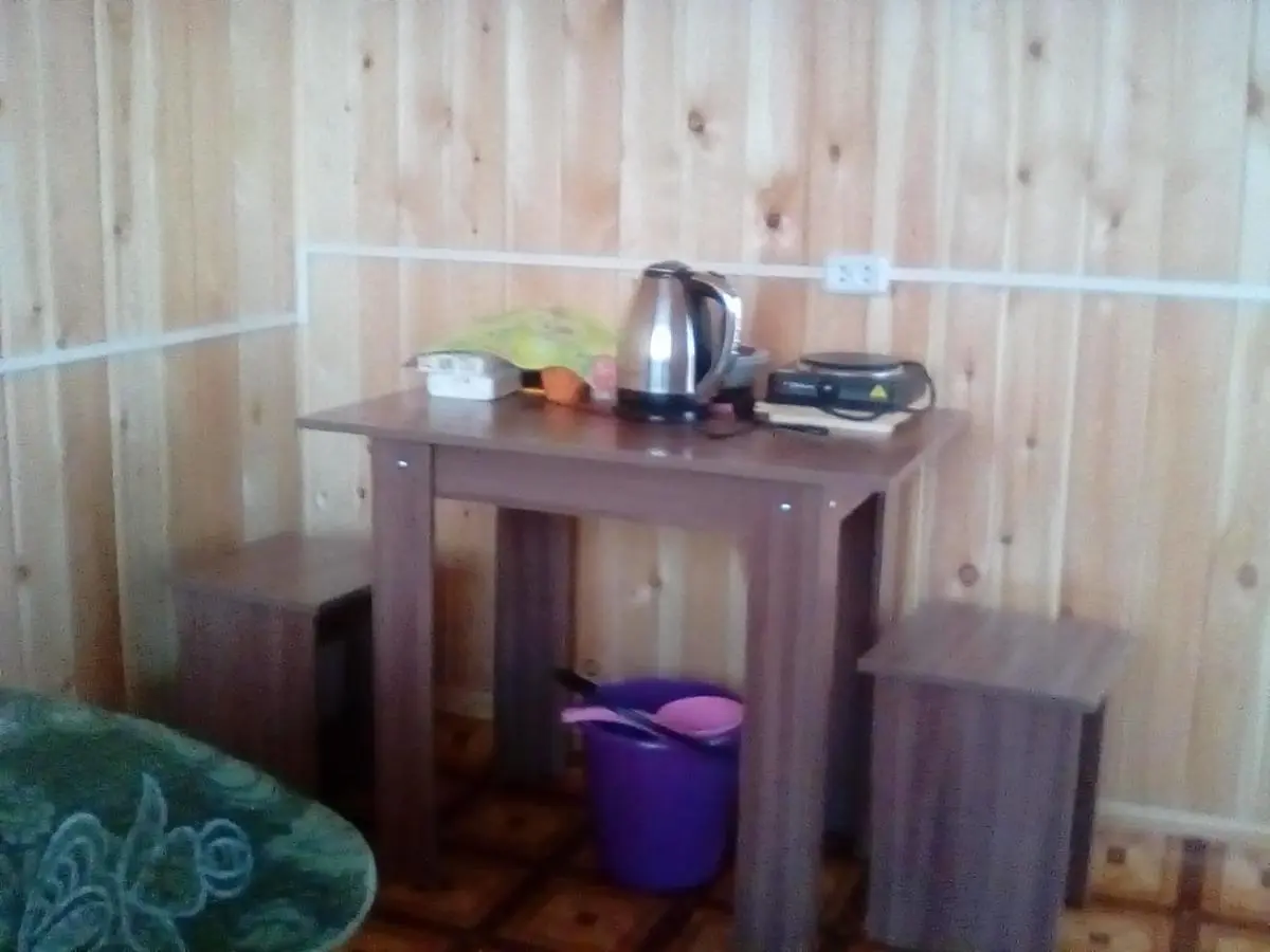 Хужир: Гостевой дом Жуковых
