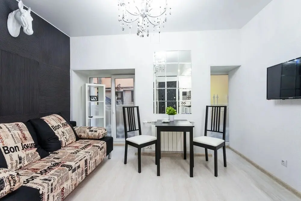Санкт-Петербург: LeoHotels on 4th Sovetskaya,8
