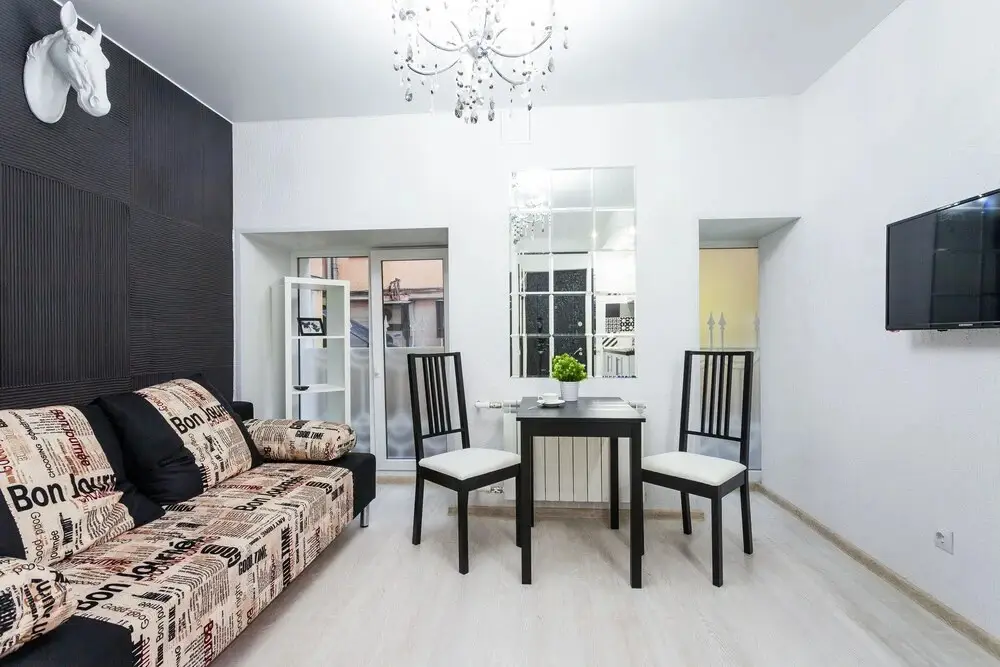 Санкт-Петербург: LeoHotels on 4th Sovetskaya,8