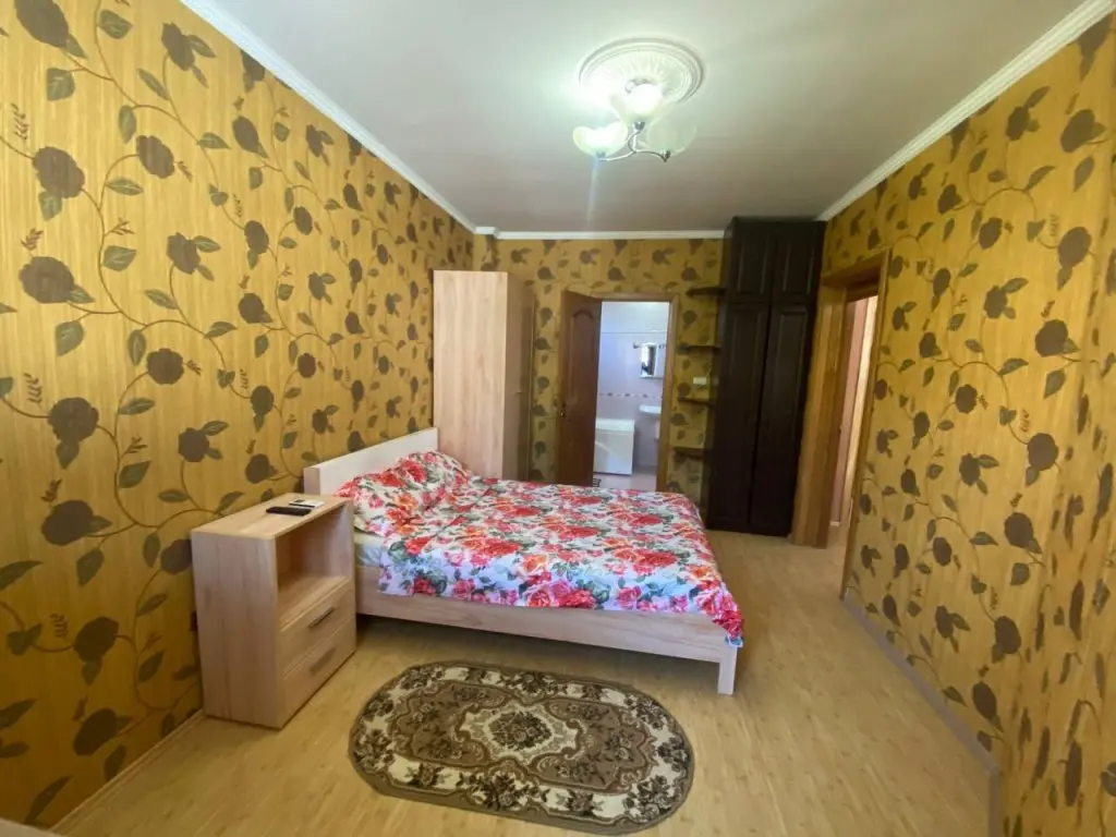 Сочи: Uyutnyie Sochi Apartments