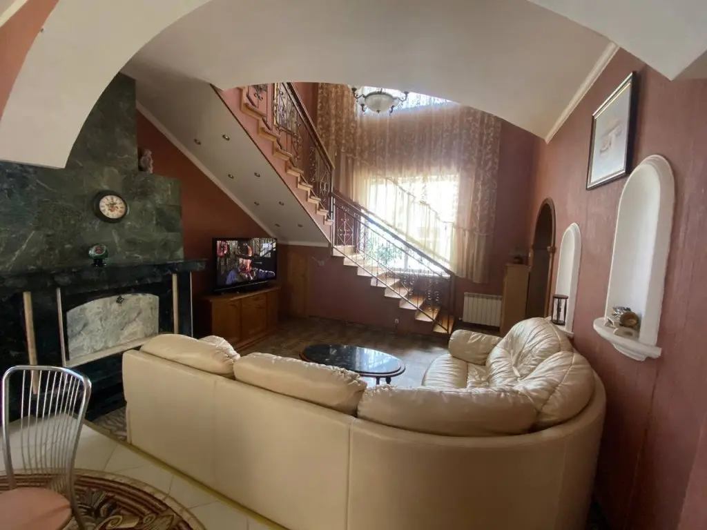 Сочи: Uyutnyie Sochi Apartments