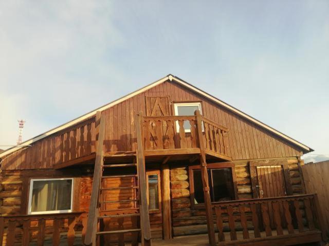 Хужир: Guesthouse Pushkina