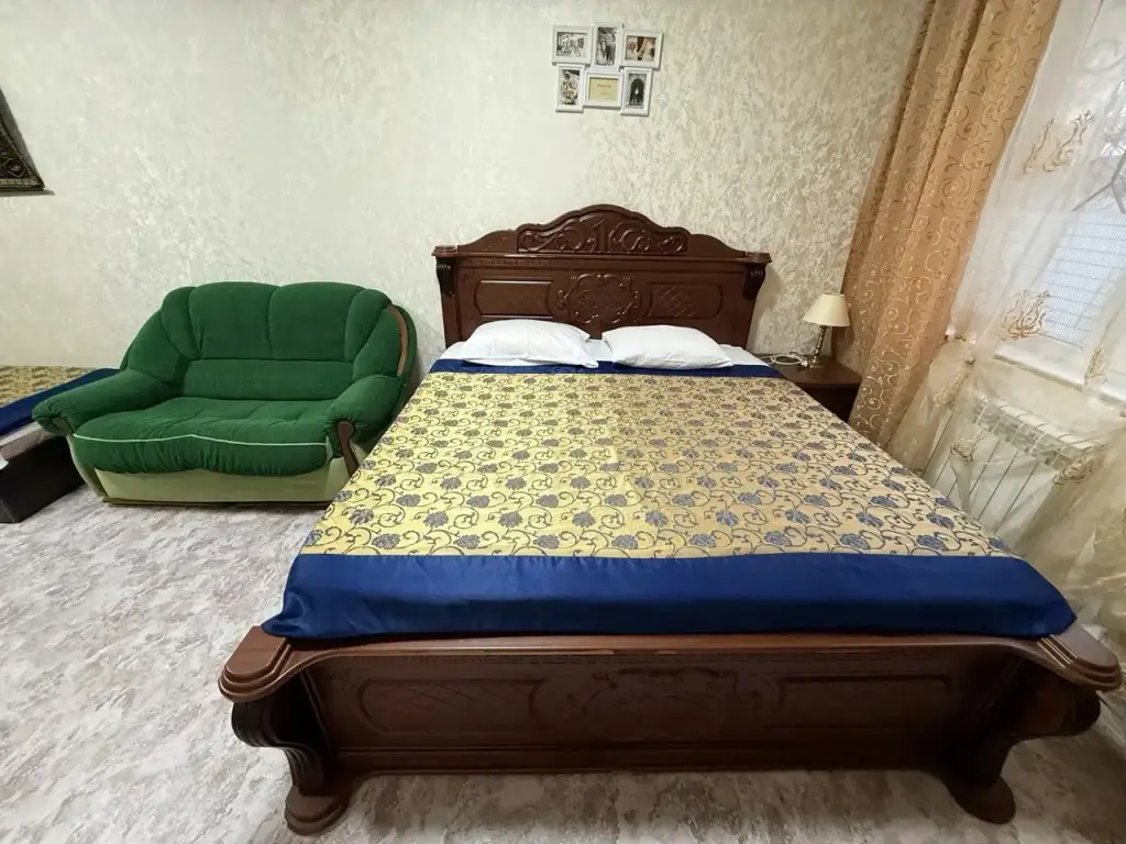 Квартира Двухкомнатная на первом этаже на Березовской 10 (кв.12) — фото 1