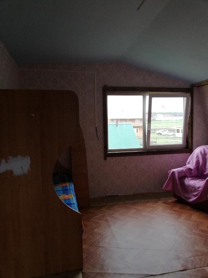 Хужир: Guest House Dudeevykh