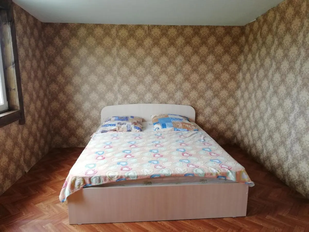 Хужир: Guest House Dudeevykh